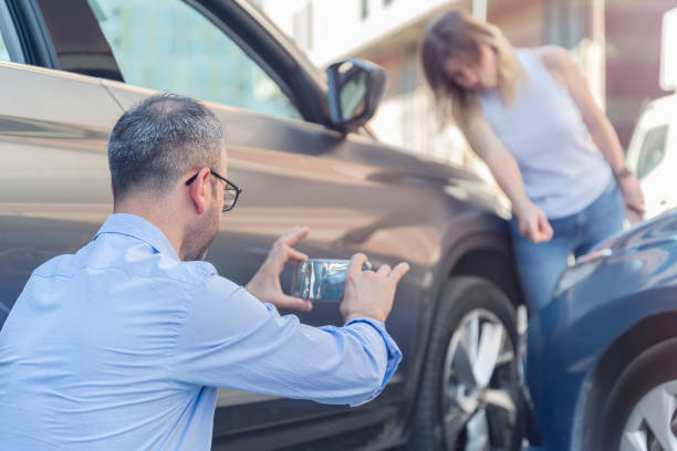 Professional Commercial Auto Insurance technician working in Crestview, FL